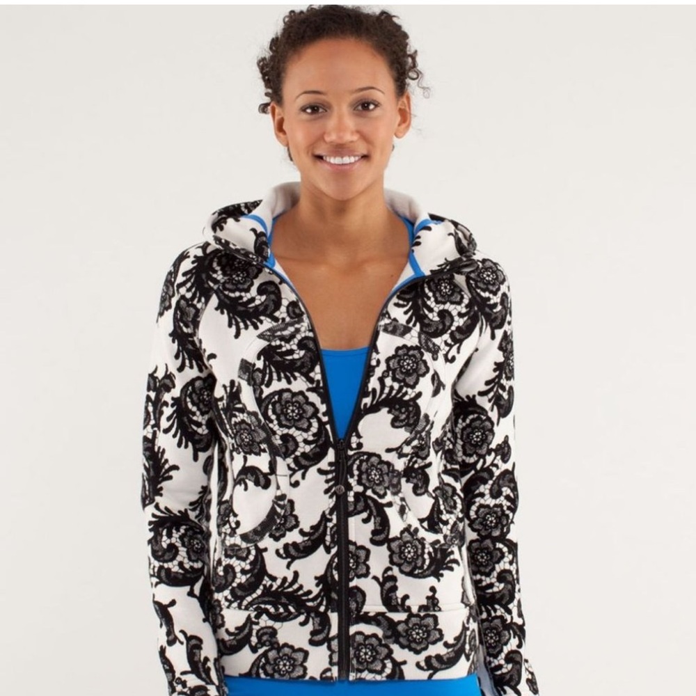 Lululemon black and white floral scuba